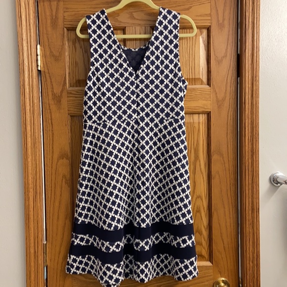 Patterned dress - Picture 2 of 3